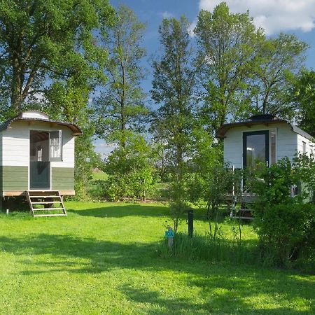 B&B Pipowagen "Het Wellnesst" Op Wellness Camping En B&B Stoltenborg Meddo Exterior foto